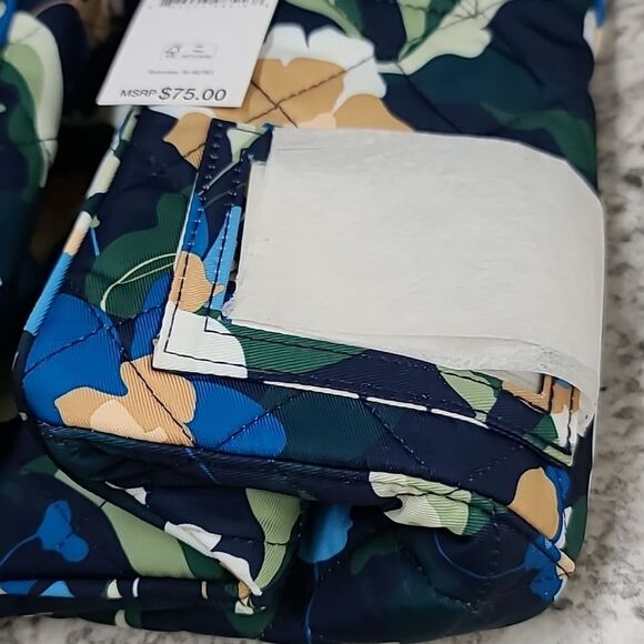 Vera Bradley Performance Twill Crossbody Lunch Tote - Immersed Blooms - Picture 5 of 10